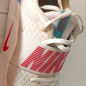 Women's athletic sneakers